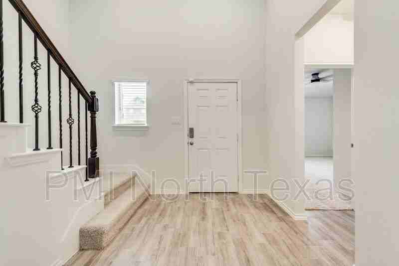 1713 Wayne Ln - Photo 7 of 28