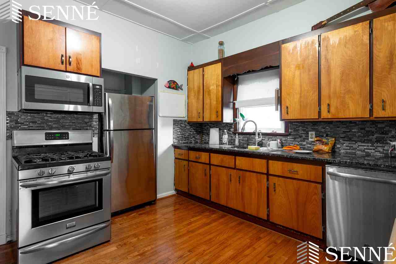 67 Madison St #1 - Photo 2 of 8