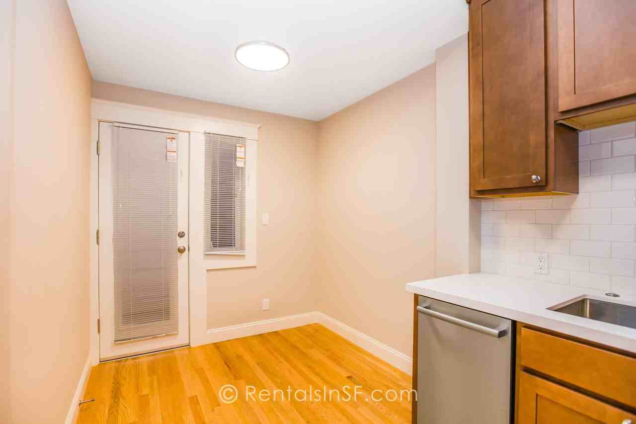 282 Linden St - Photo 3 of 8