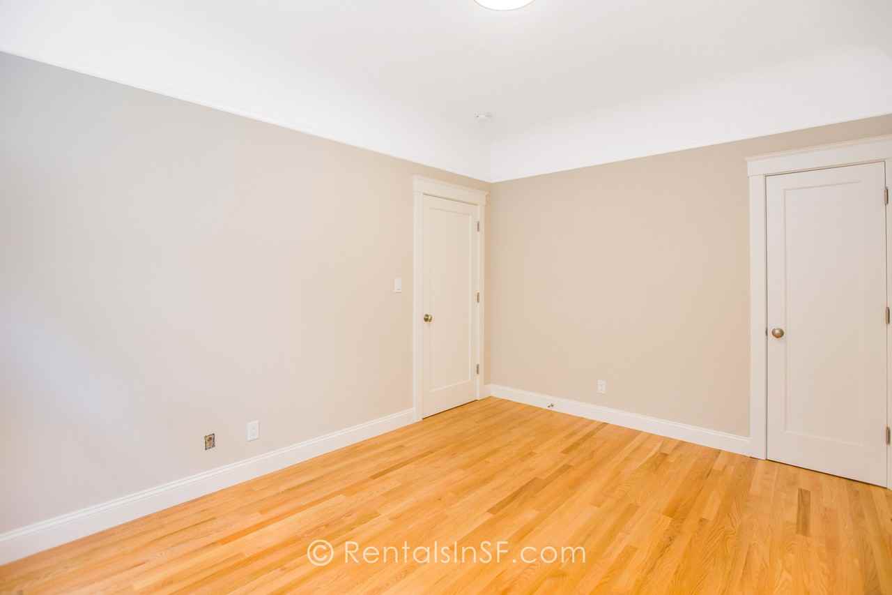 282 Linden St - Photo 7 of 8