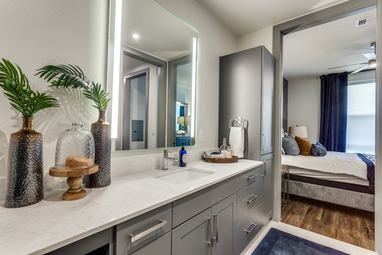 The Braden on Fifth - Photo 7 of 41