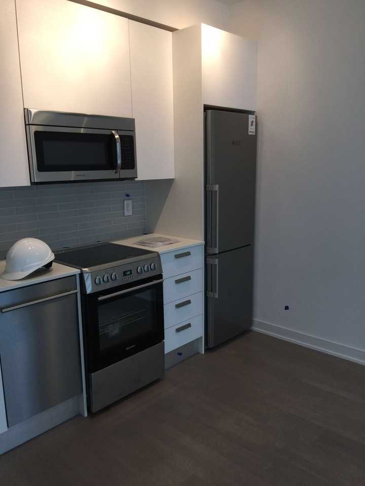 1000 Bay Street #1007 - Photo 6 of 13