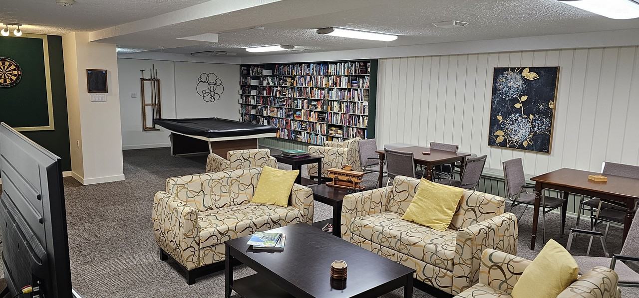 2050 White Birch Road #109 - Photo 2 of 10