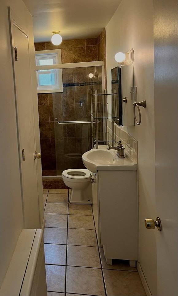 3022 S Cedar St #1 - Photo 2 of 9