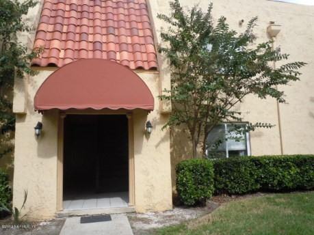 3913 Mission Dr #3 - Photo 2 of 18