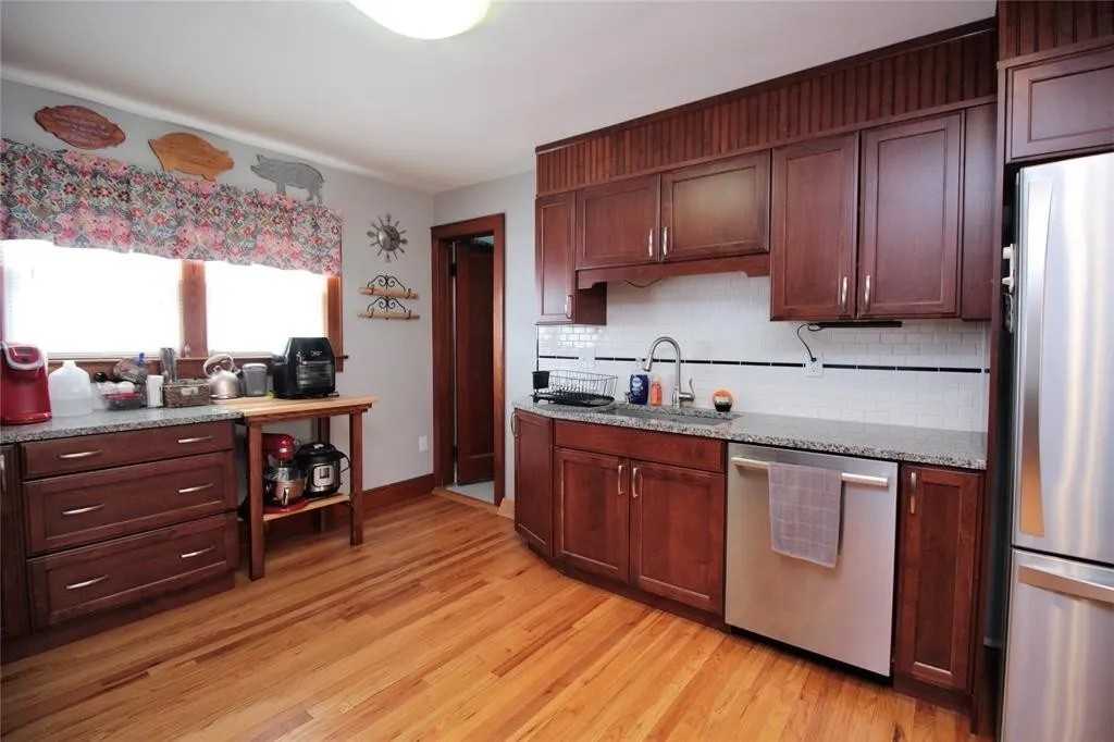 73 Albany Ave #2 - Photo 2 of 13