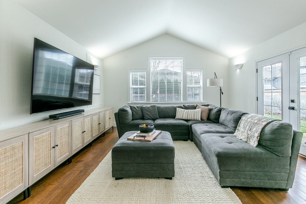 1241 Masters Avenue #1 - Photo 5 of 24