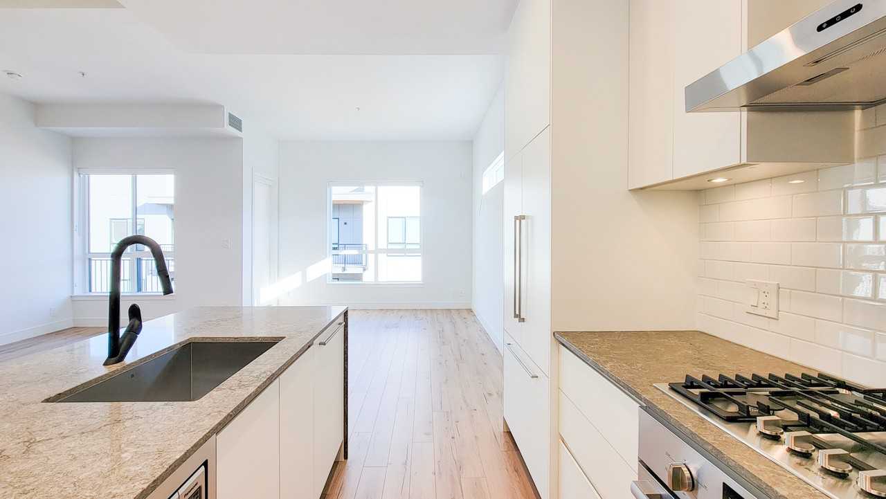 55 50 Electronic #611 - Photo 3 of 24