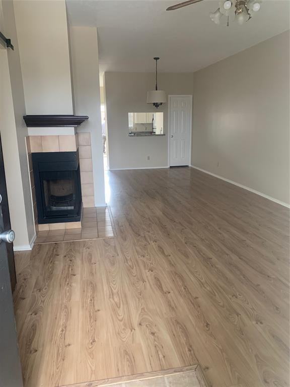 500 Ferry Rd #421D - Photo 5 of 34