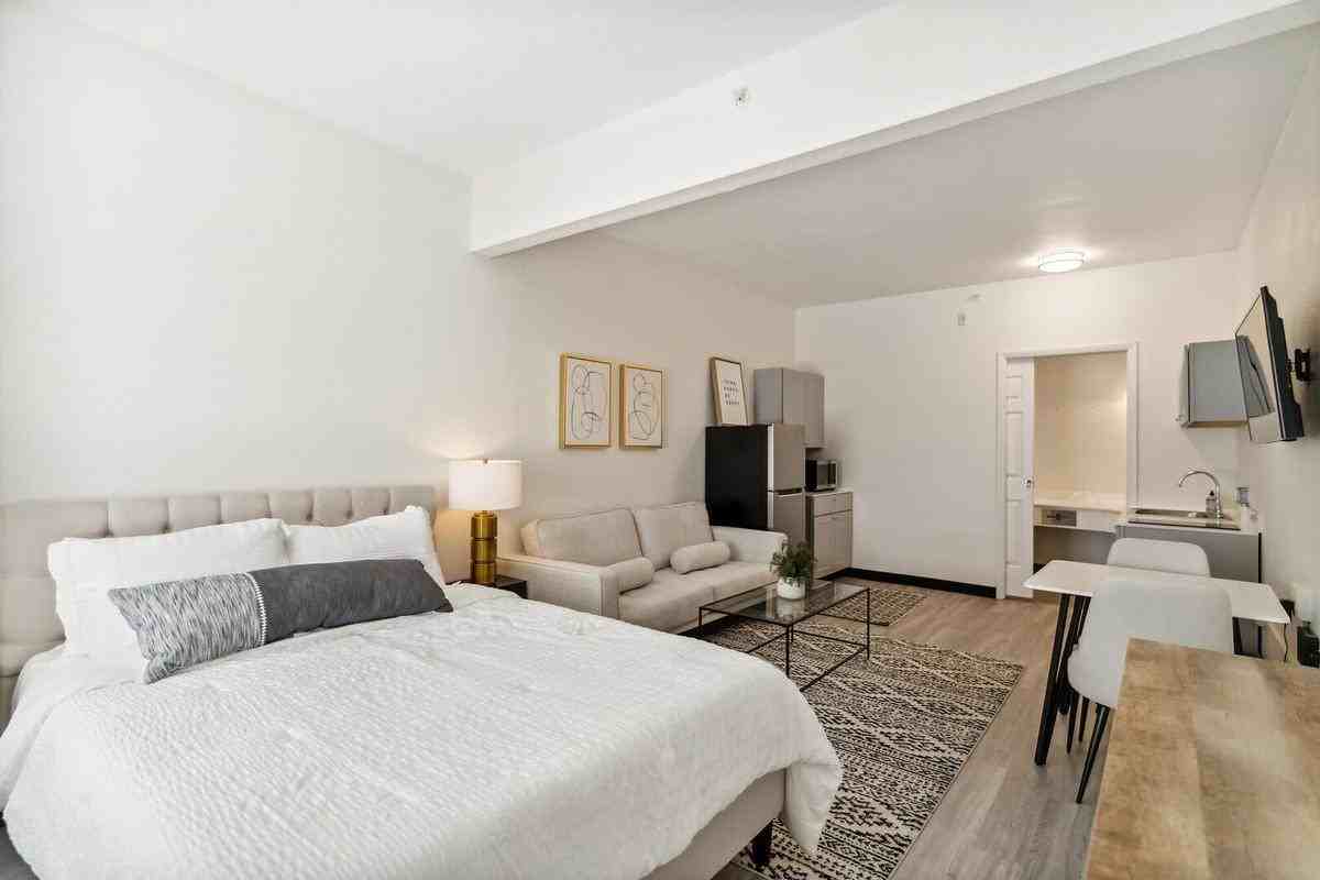 4018 W Vine St - Photo 5 of 27