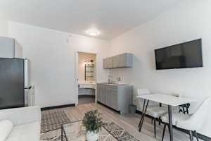featured image of 4018 W Vine St
