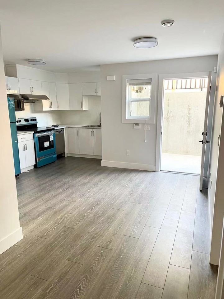 16733 18B Avenue, Surrey, BC V3Z 9R4 2 Bedroom House for 1,500/month Zumper