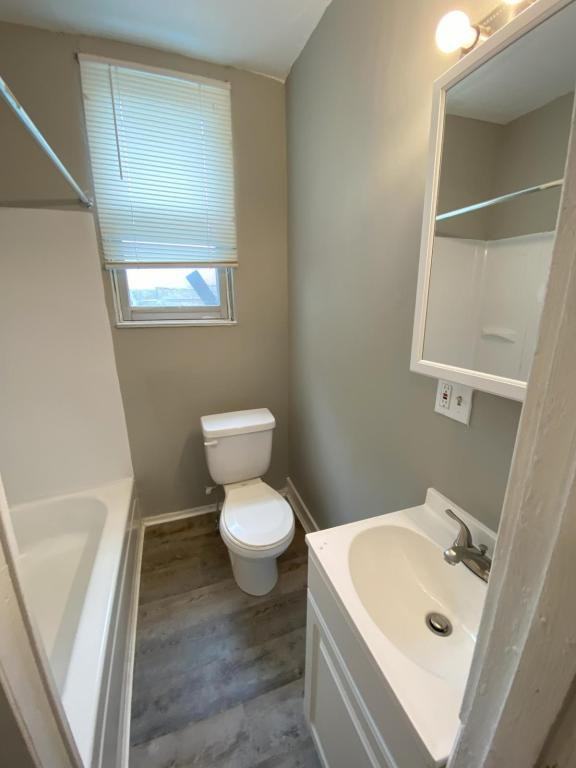 2383 Wheeler St Apt B - Photo 5 of 8