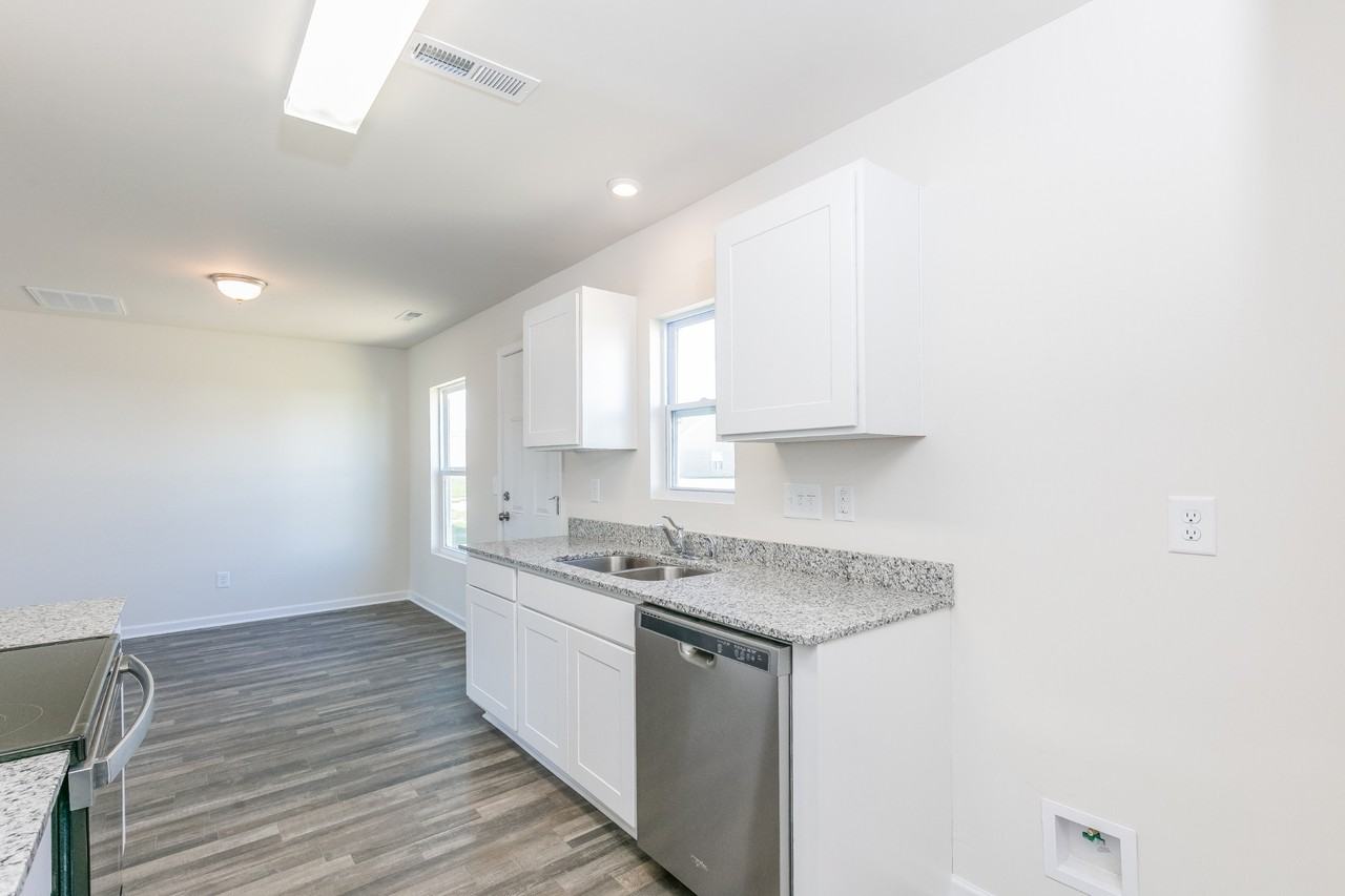 1441 Centipede Dr - Photo 7 of 15