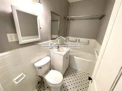 364 Fargo Ave - Photo 3 of 33