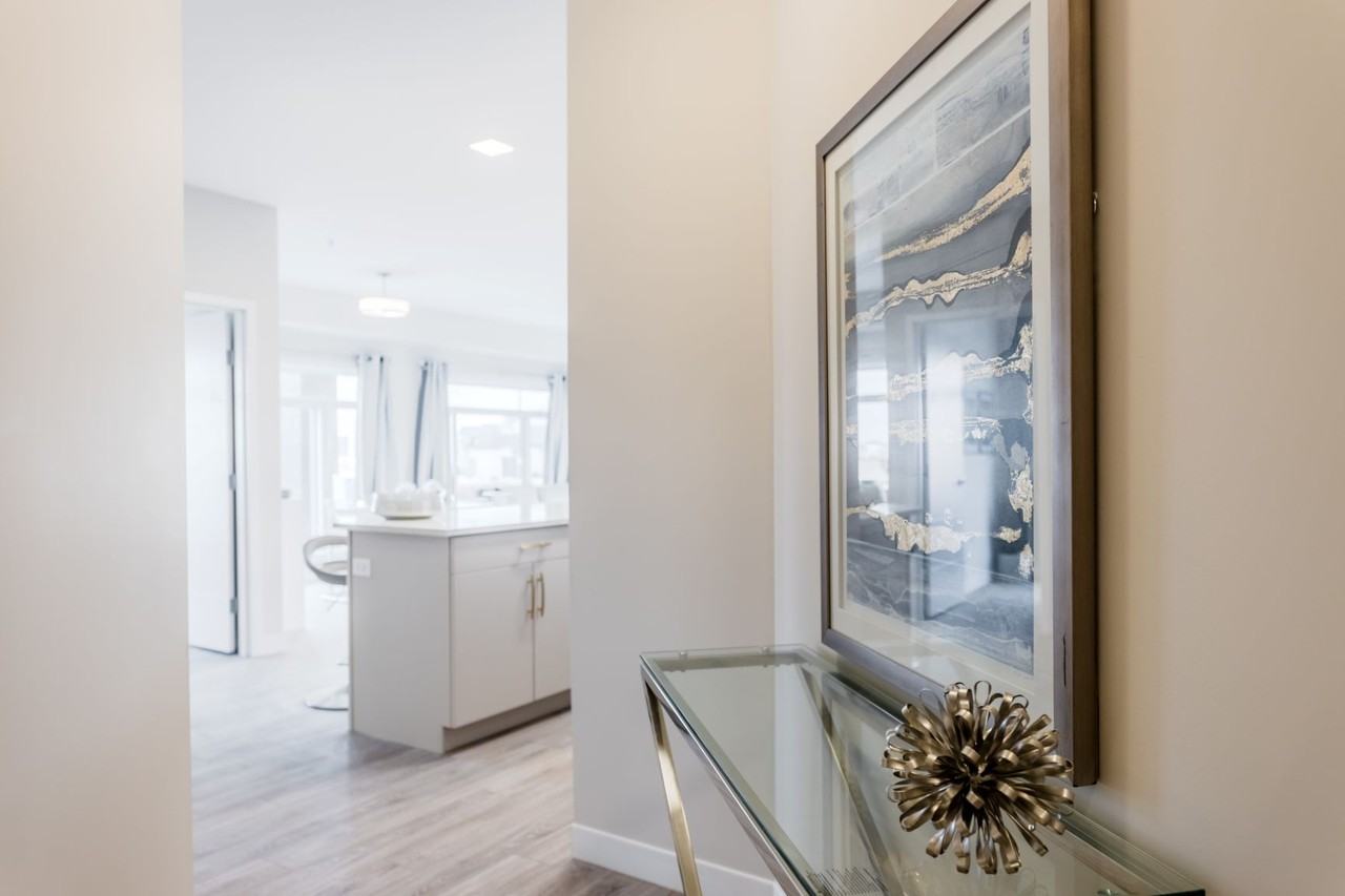 South Pointe Gardens Apartments 395 Stan Bailie Dr, Winnipeg, MB R3Y