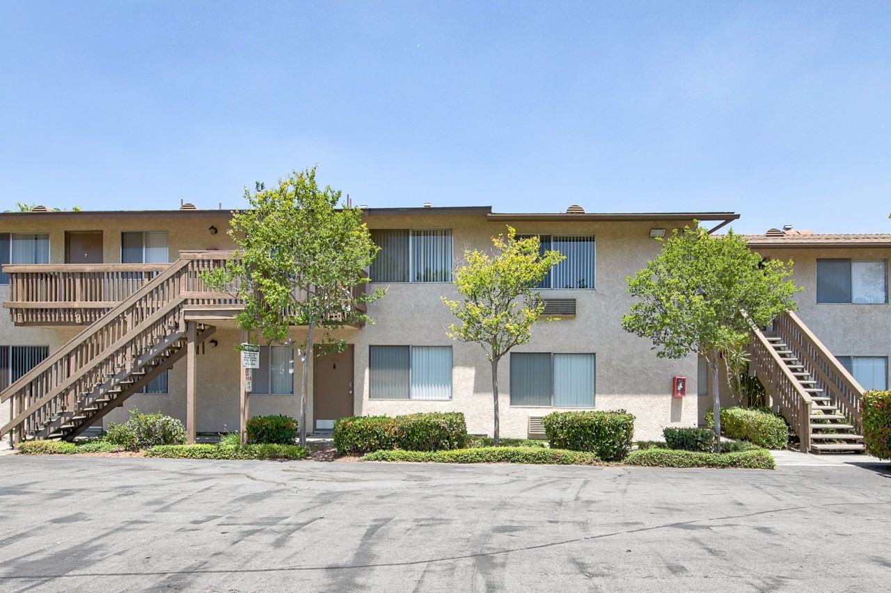 Greentree Gardens - Photo 4 of 18