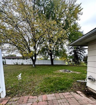 413 Tampa Way - Photo 2 of 11