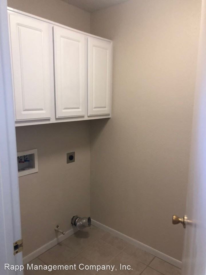 7020 Lasker Dr - Photo 3 of 24