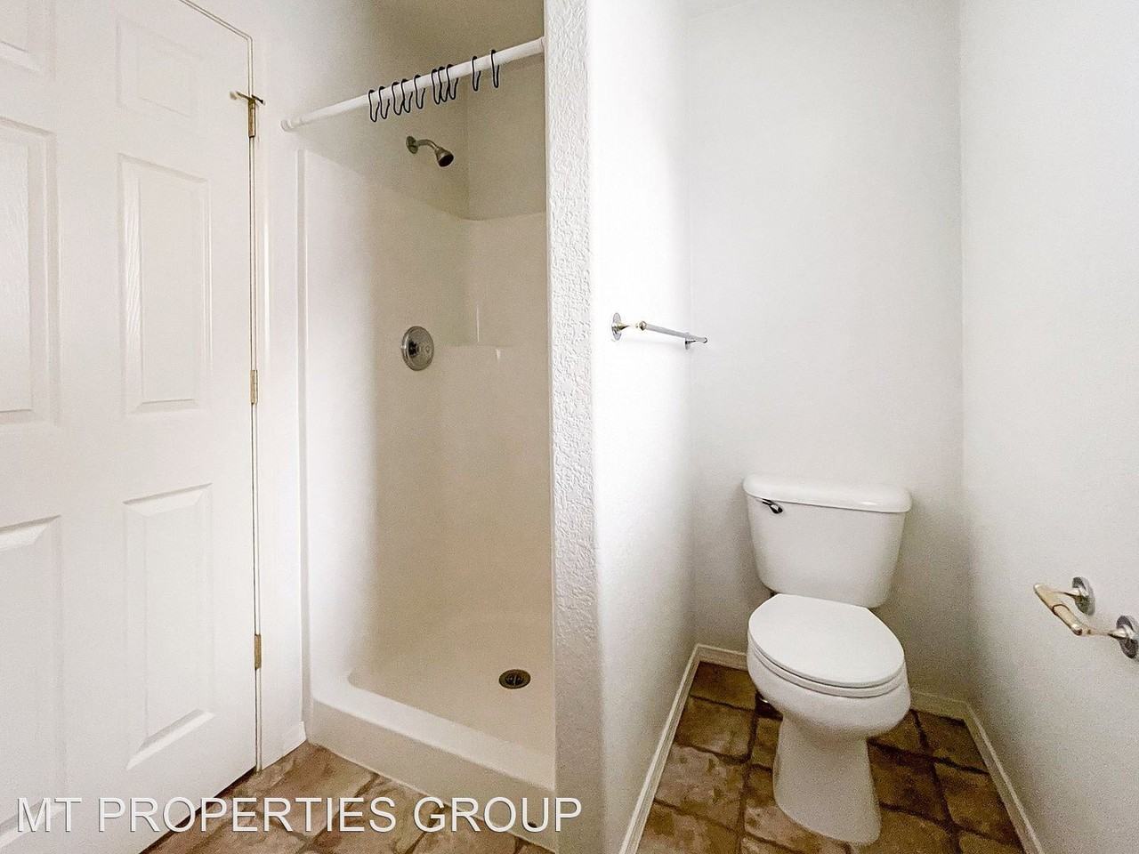 3923 Chelsea Dr - Photo 3 of 19