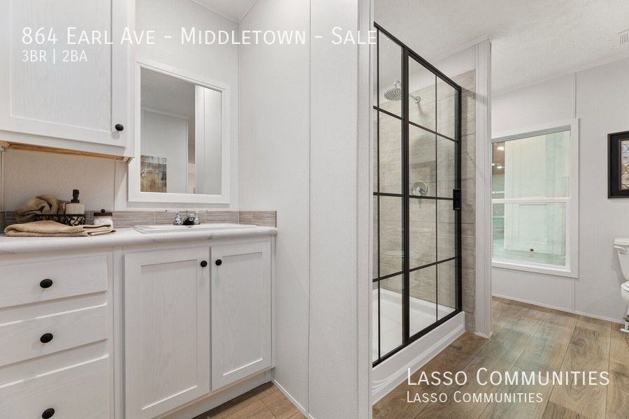 864 Earl Ave - Photo 3 of 6