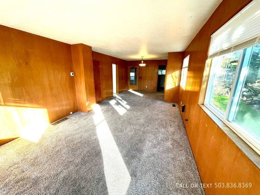 114 Ne 57th Ave - Photo 3 of 11
