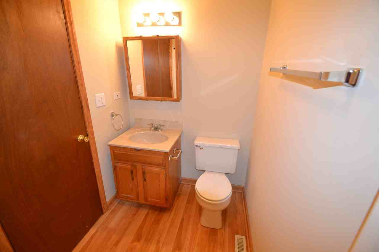 186 Forest Ave - Photo 3 of 8