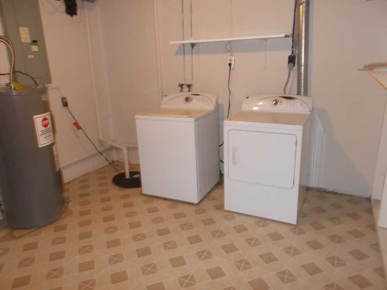 37 Grandee Ct #1 - Photo 2 of 15
