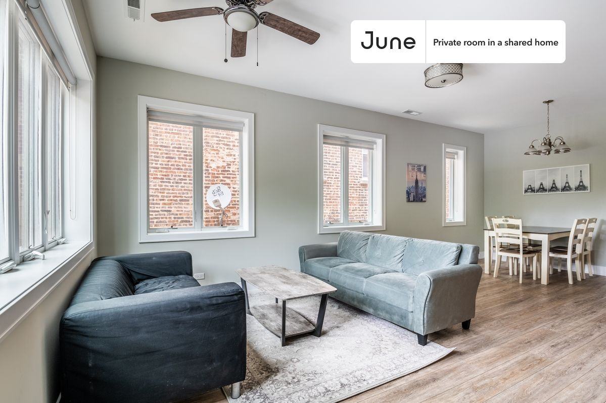 1119 S Loomis St #E - Photo 6 of 19
