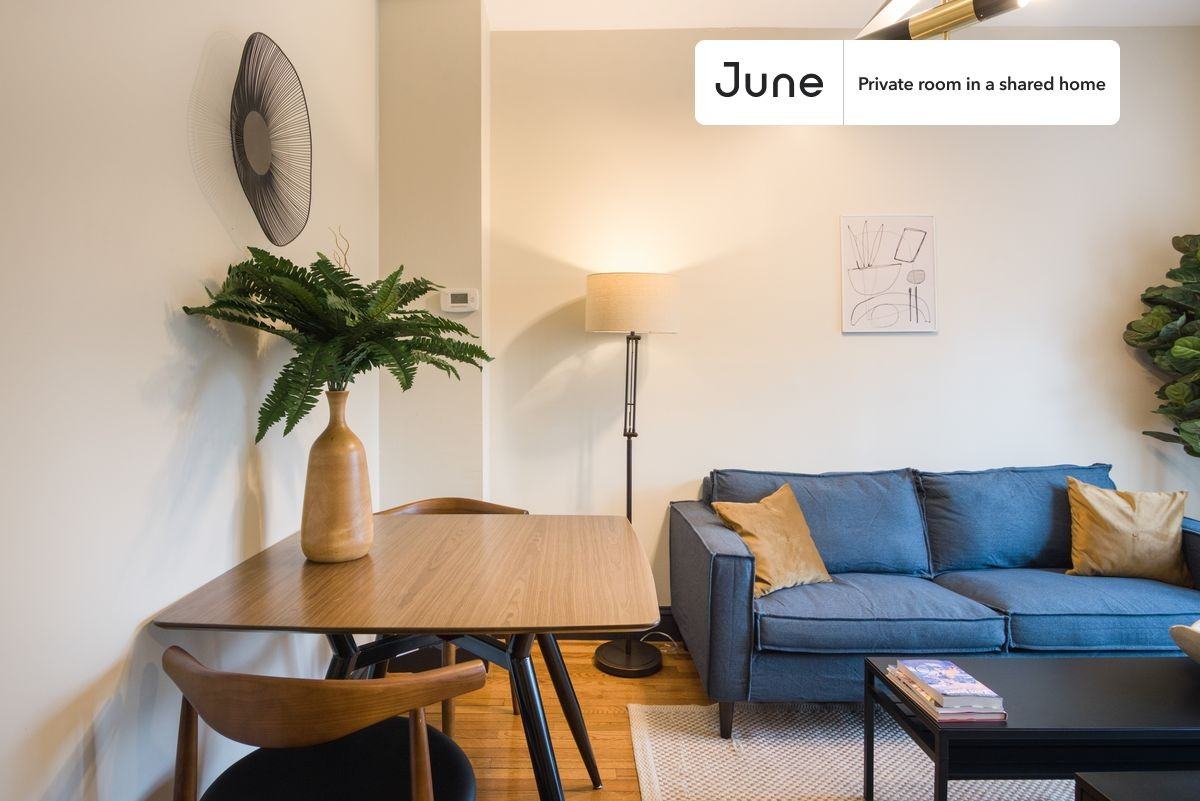 764 Columbia Road Northwest #2D - Photo 4 of 15