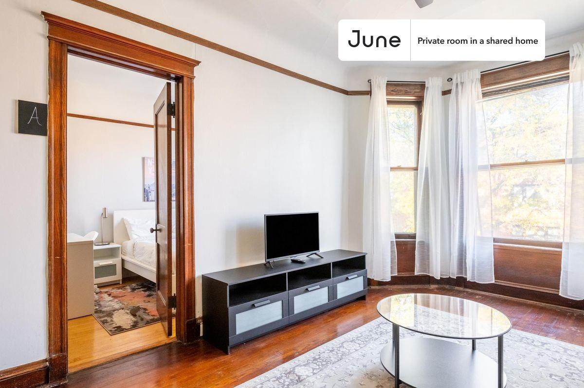 1223 W Gunnison St #C - Photo 7 of 16