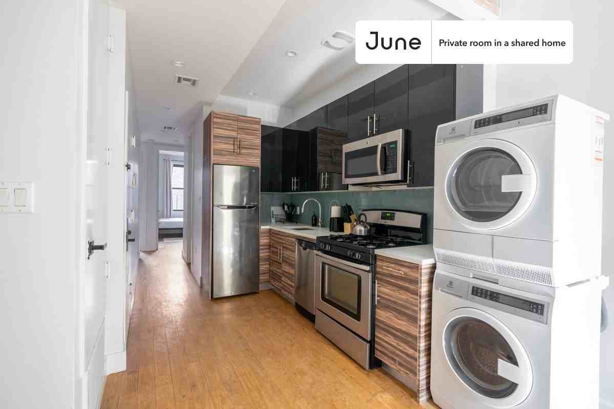 2376 Adam Clayton Powell Jr Blvd #B - Photo 6 of 17