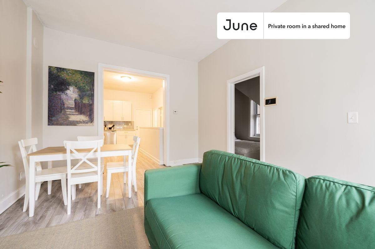 950 North Wolcott Avenue #B - Photo 7 of 22