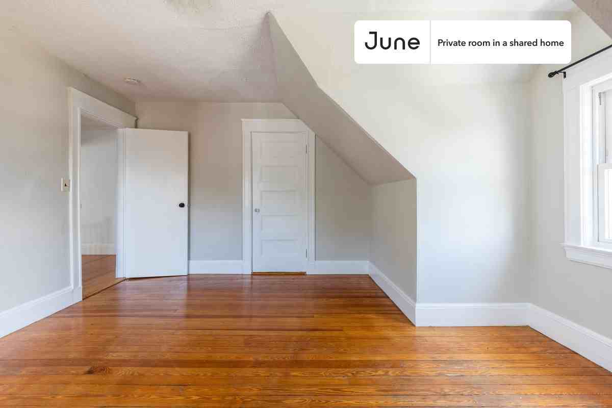 47 Wallingford Rd #G - Photo 4 of 18