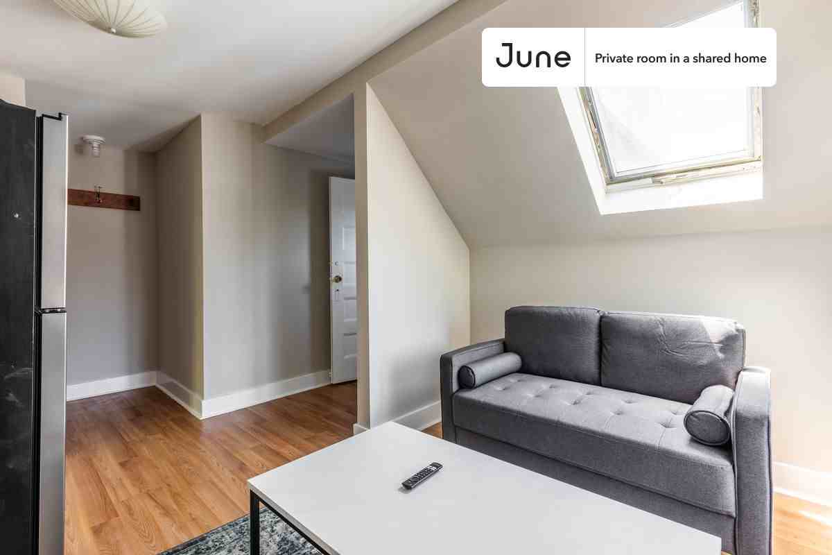 47 Wallingford Rd #G - Photo 6 of 18