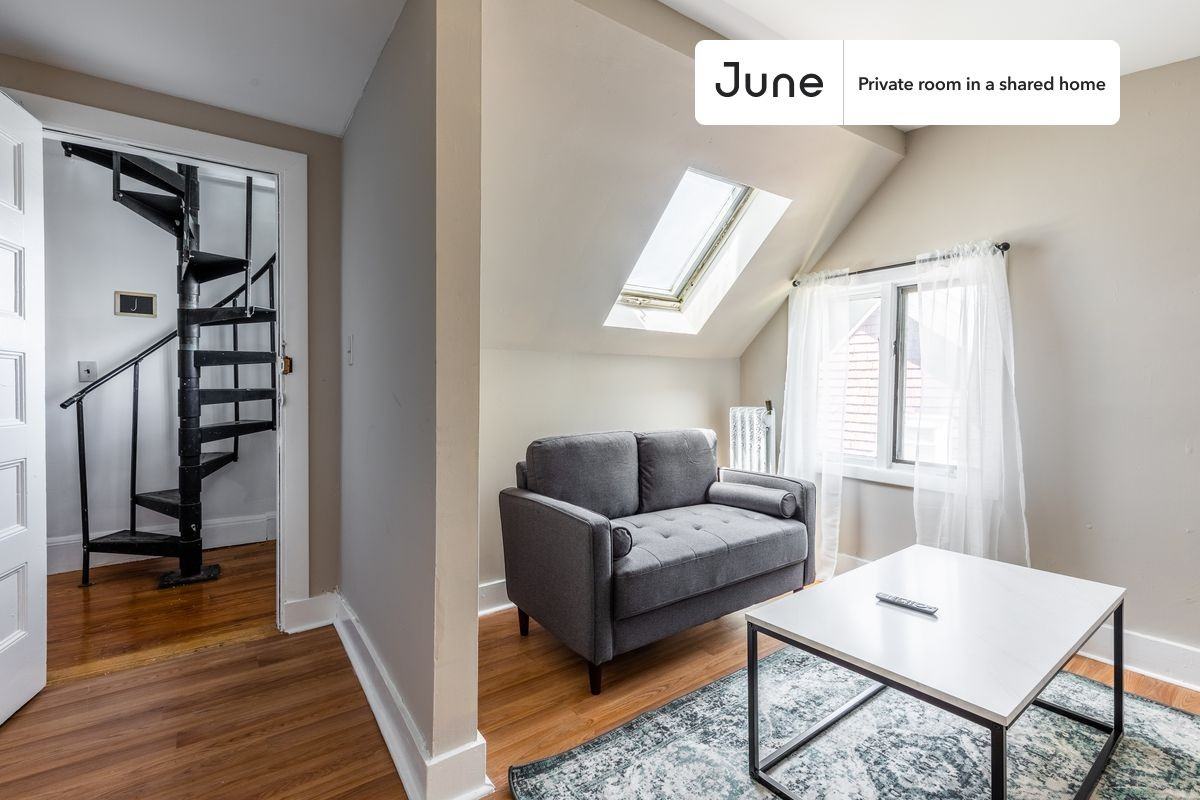 47 Wallingford Rd #G - Photo 7 of 18
