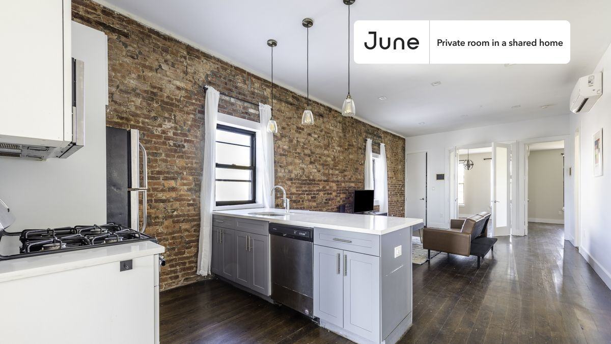 1131 Broadway #A - Photo 7 of 15