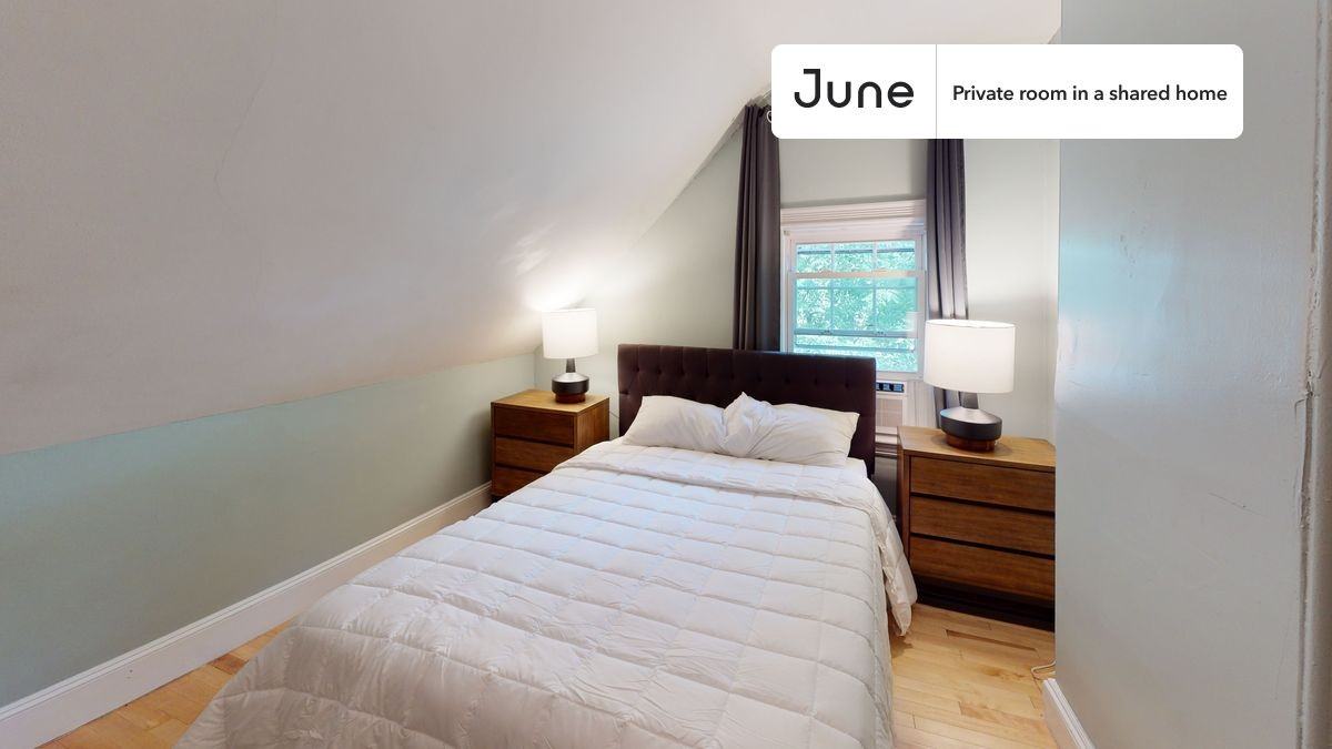 19 Putnam Ave #E - Photo 4 of 22