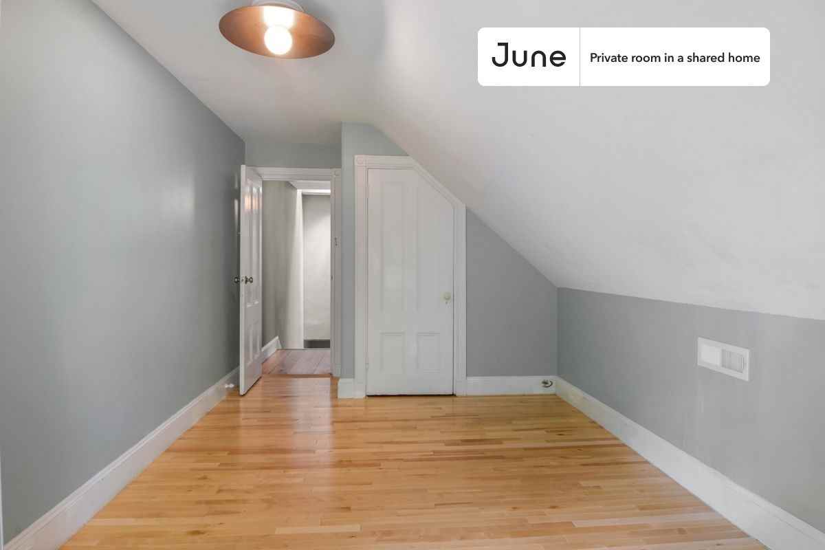 19 Putnam Ave #E - Photo 7 of 22