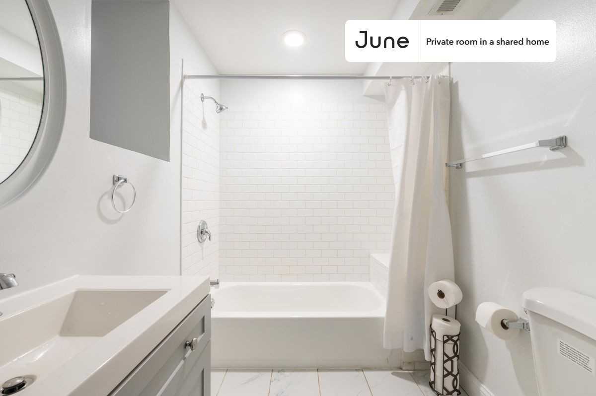 20 S Seeley Ave #B - Photo 7 of 22