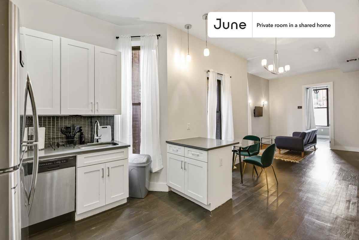 60 New York Ave #A - Photo 7 of 16