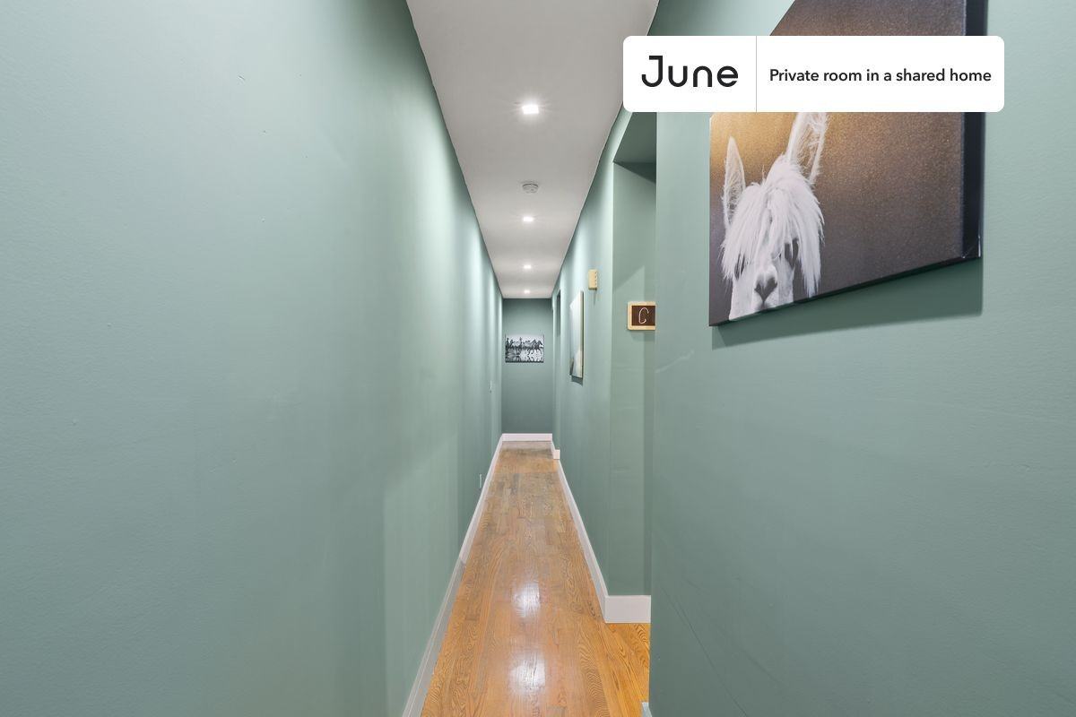 301 Saint Nicholas Ave #B - Photo 7 of 13
