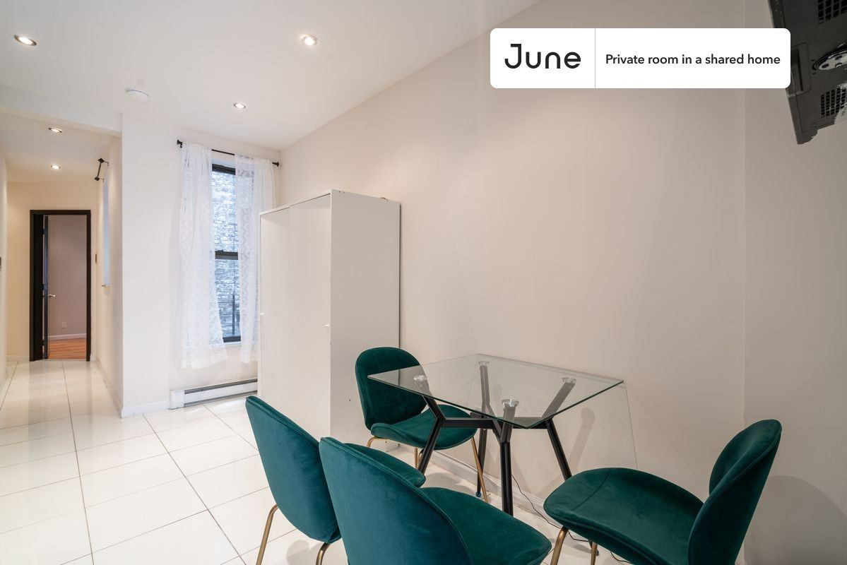 342 Manhattan Ave #B - Photo 7 of 11