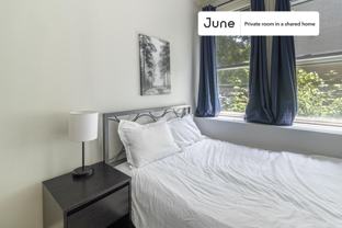 129 Chiswick Rd #B - Photo 1 of 1