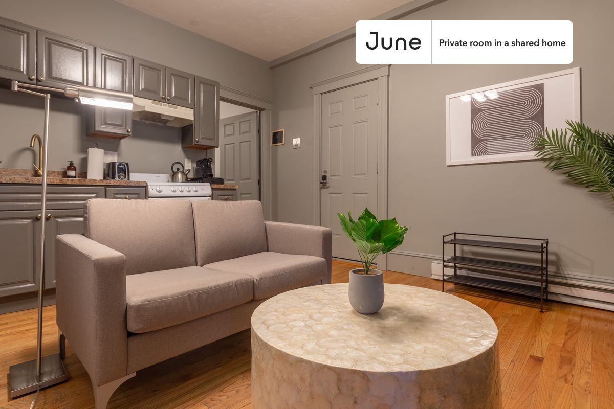 55 Park Dr #C - Photo 5 of 12