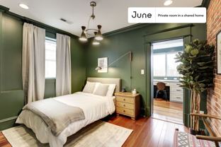 814 9th St Ne #D - Photo 1 of 1