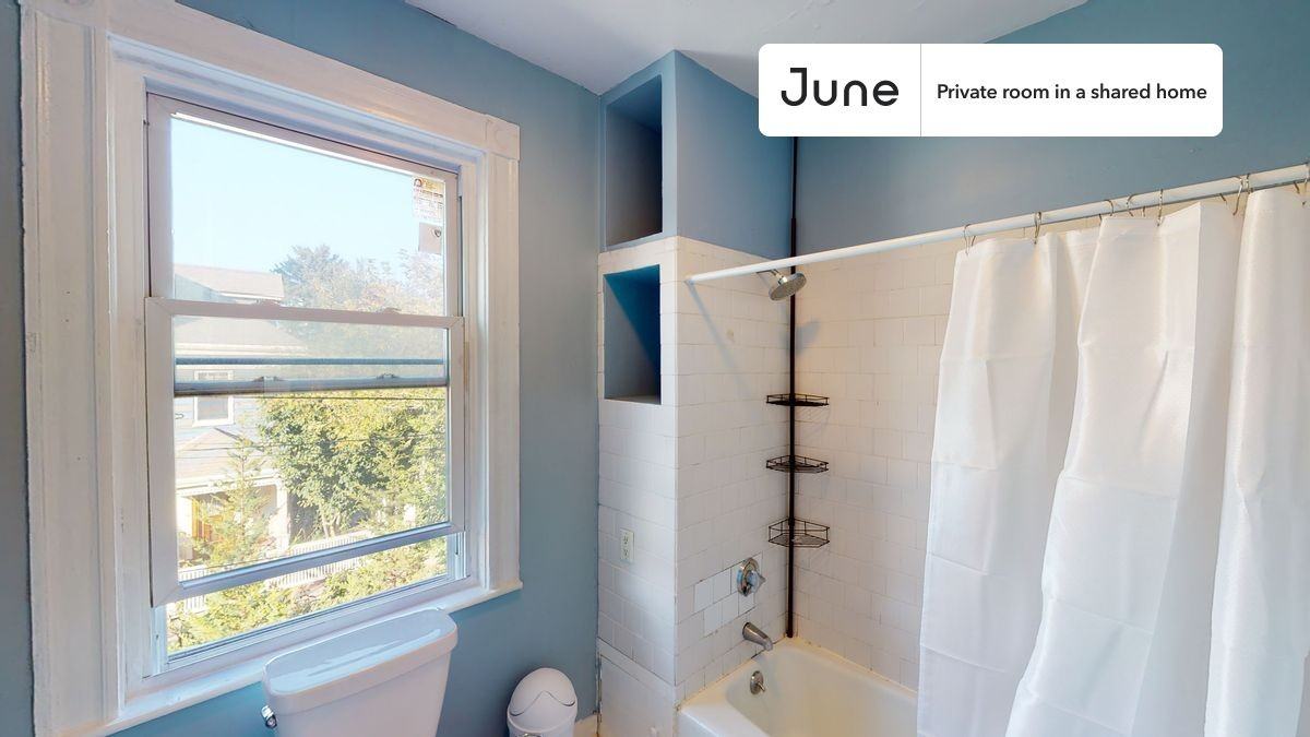 2 Murdock Ter #C - Photo 6 of 15