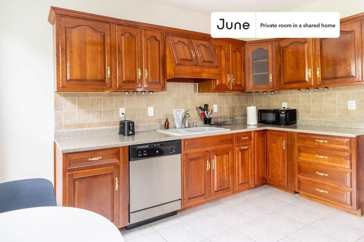 19 Berkshire St #C - Photo 7 of 13