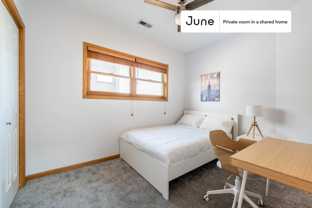 1359 W Hubbard St #A - Photo 1 of 1