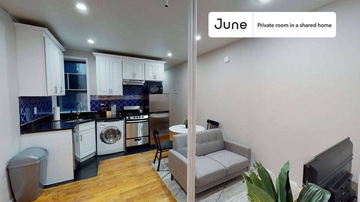 214 W 109th St #C - Photo 7 of 11